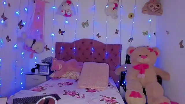 Dana Jeins online show from 04/06/26, 02:51