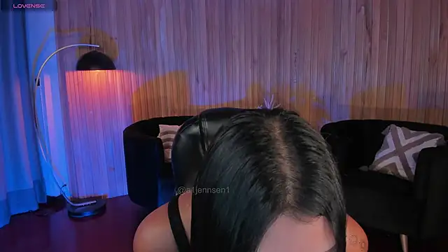 AllyJensen online show from 11/11/25, 10:43