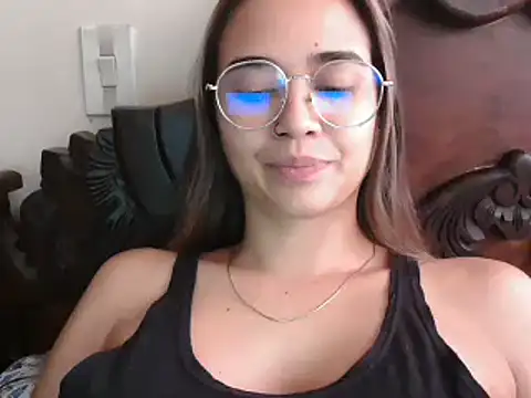 trianabell online show from 01/12/26, 05:20