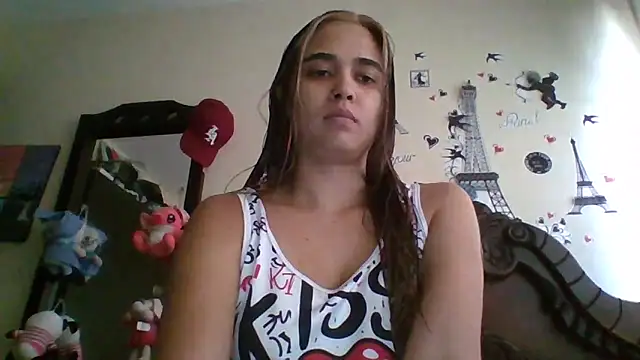 trianabell online show from 11/21/25, 06:40