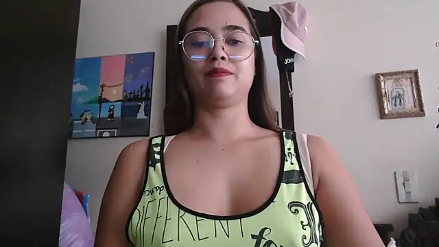 trianabell online show from 02/21/26, 05:37