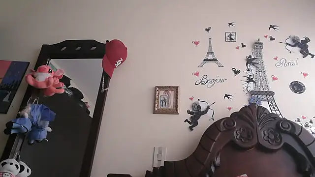 trianabell online show from 01/13/26, 04:33