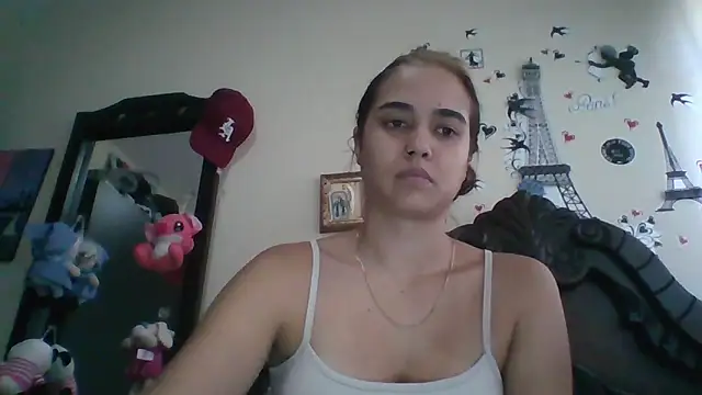 trianabell online show from 11/26/25, 04:40