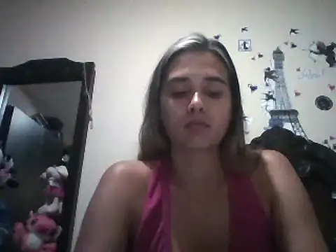 Snapshot of trianabell chatting on 03/12/25, 03:57 trianabell online show from 03/12/25, 03:57