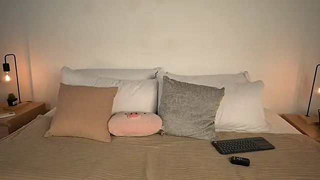 TamyHoney online show from 11/11/25, 03:12