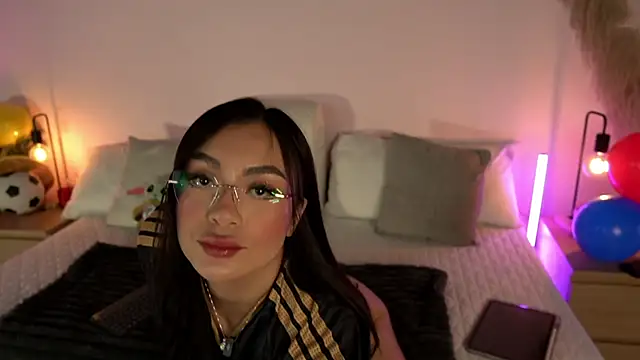 TamyHoney online show from 06/18/26, 01:48