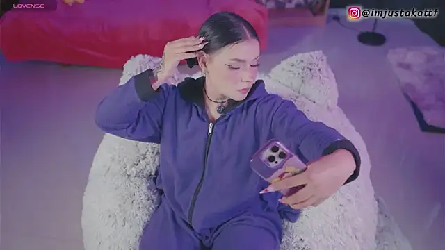 sensualkattt online show from 11/06/25, 01:26