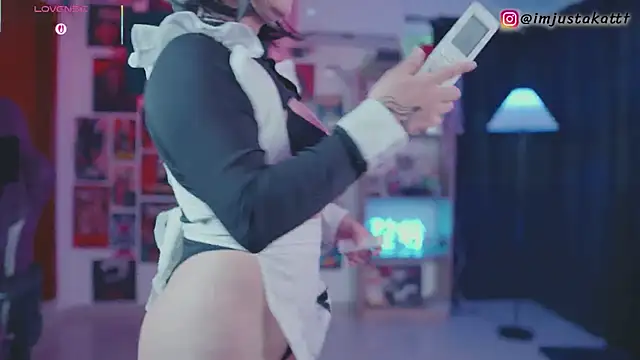 sensualkattt online show from 10/23/25, 02:27