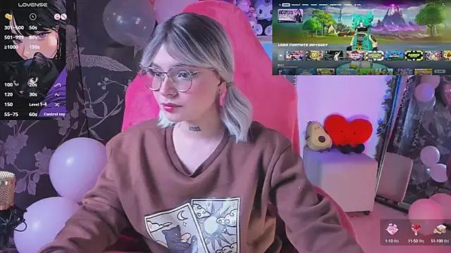 sensualkattt online show from 02/13/25, 11:26