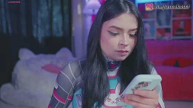 sensualkattt online show from 03/15/26, 03:08