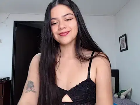 Snapshot of angelbeat_ chatting on 12/17/24, 01:29 angelbeat  online show from 12/17/24, 01:29