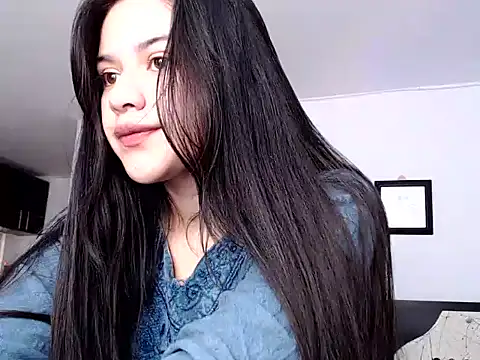 Snapshot of angelbeat_ chatting on 12/13/24, 08:47 angelbeat  online show from 12/13/24, 08:47