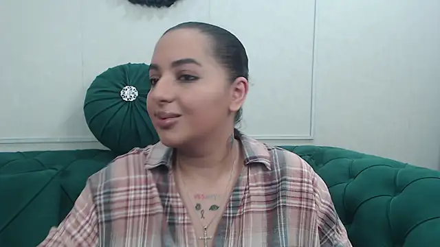 Snapshot of BustyAllyy chatting on 04/05/26, 02:46 BustyAllyy online show from 04/05/26, 02:46