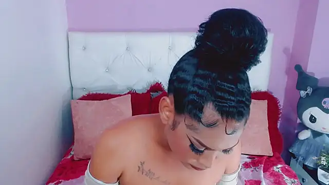 Snapshot of Amanda_bigx chatting on 01/14/26, 03:10 Amanda bigx online show from 01/14/26, 03:10