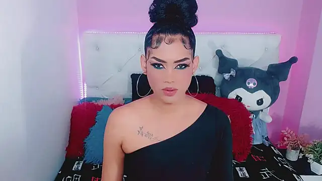 Snapshot of Amanda_bigx chatting on 12/14/25, 05:35 Amanda bigx online show from 12/14/25, 05:35