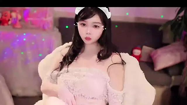 lilies-sweet online show from 11/12/25, 10:30