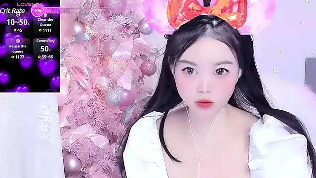Snapshot of lilies-sweet chatting on 01/25/25, 11:23 lilies-sweet online show from 01/25/25, 11:23
