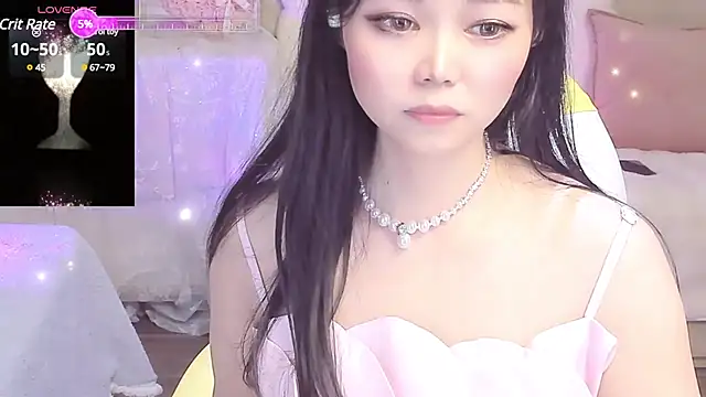 Snapshot of lilies-sweet chatting on 03/08/25, 06:10 lilies-sweet online show from 03/08/25, 06:10