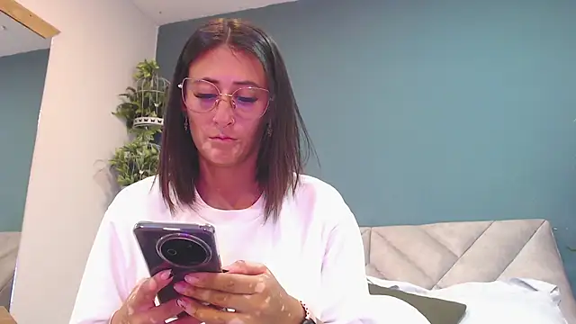 SharisWillian online show from 01/12/26, 04:19