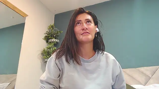 SharisWillian online show from 02/13/26, 04:01