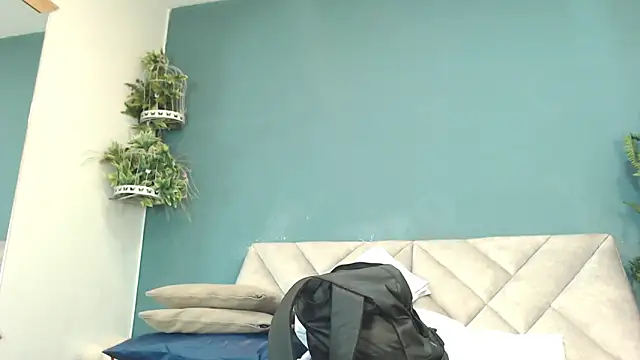 SharisWillian online show from 05/16/26, 03:27
