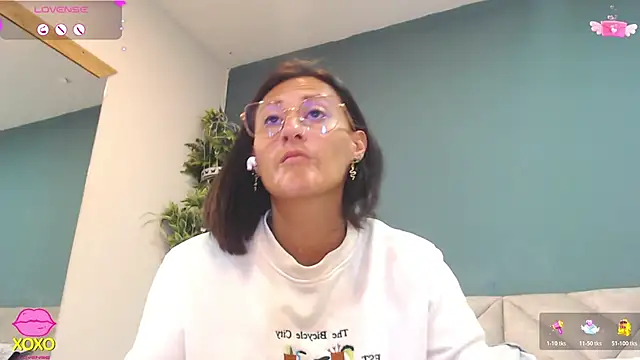 SharisWillian online show from 03/31/26, 03:30