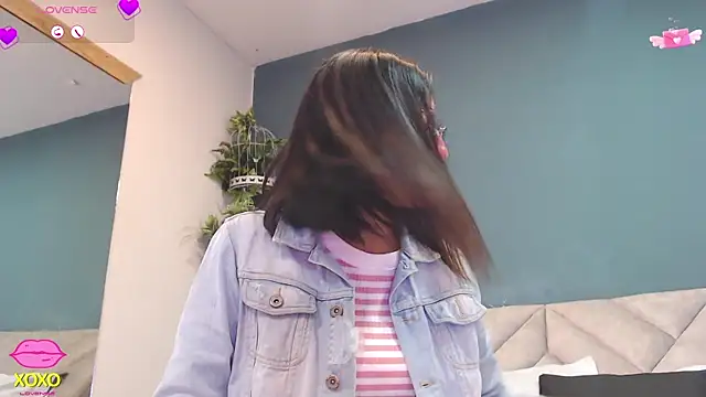 SharisWillian online show from 02/28/26, 04:23