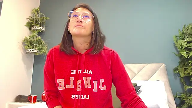 SharisWillian online show from 02/16/26, 03:49