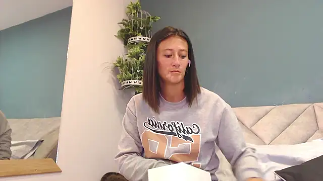 SharisWillian online show from 03/05/26, 03:58