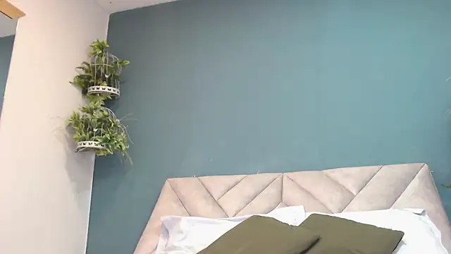 SharisWillian online show from 12/01/25, 03:29