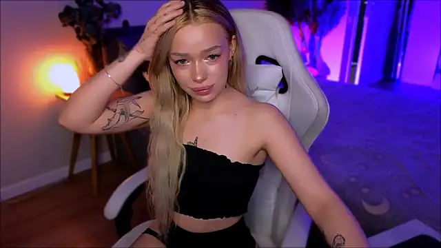 Lily Yin online show from 03/30/26, 05:42