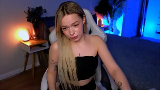 Lily Yin online show from 02/22/26, 05:10