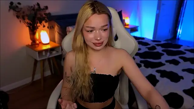 Lily Yin online show from 07/05/26, 05:47