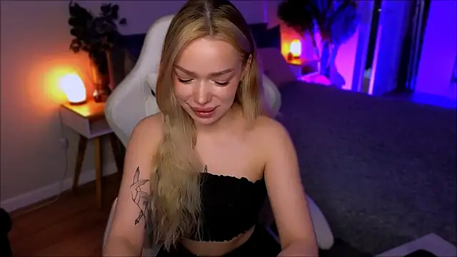 Lily Yin online show from 04/14/26, 05:45