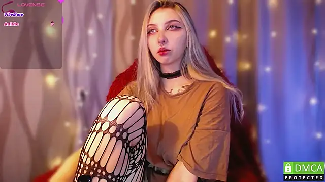 JustMeowGirl online show from 03/01/25, 04:04