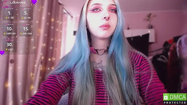 JustMeowGirl online show from 03/23/26, 05:51