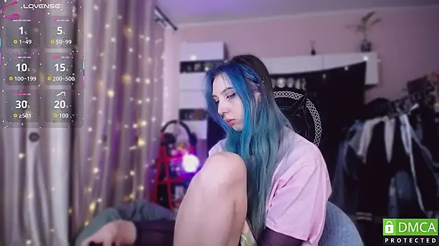 JustMeowGirl online show from 02/09/26, 04:21