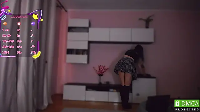 JustMeowGirl online show from 10/04/25, 04:03