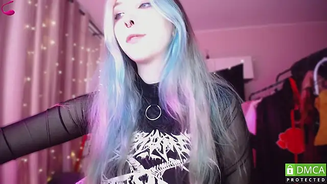 JustMeowGirl online show from 04/13/26, 05:55