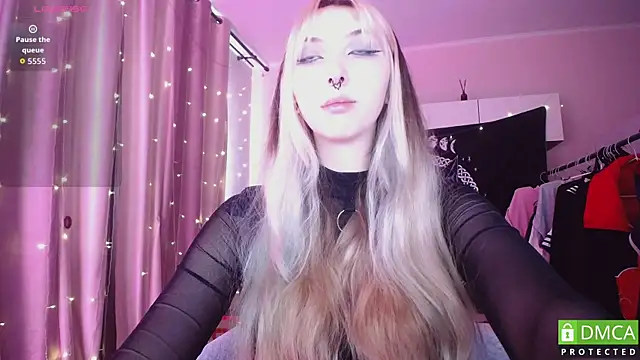 JustMeowGirl online show from 07/13/26, 05:51