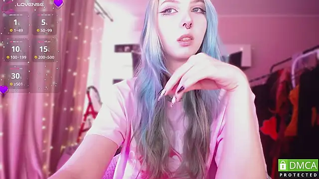 JustMeowGirl online show from 04/08/26, 06:04