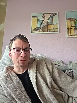 Schnubby1 online show from 02/20/26, 03:36