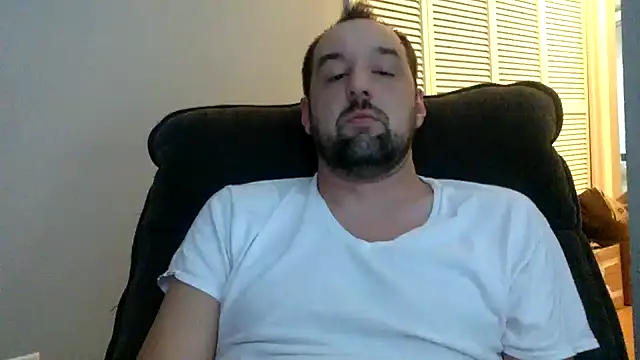 Kink Master Daddy online show from 10/23/25, 02:21