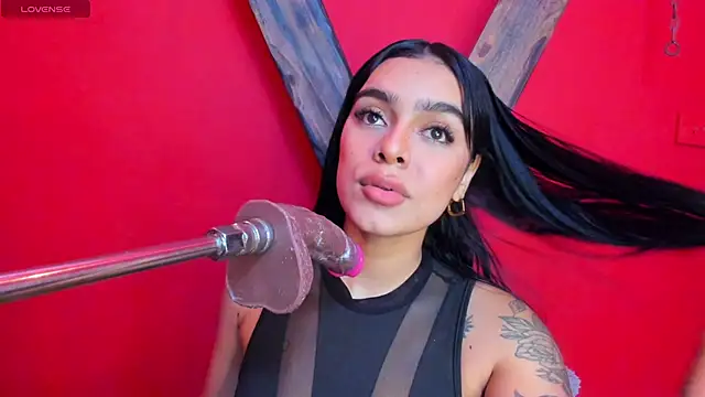 Foxy Assh  online show from 04/23/26, 06:42