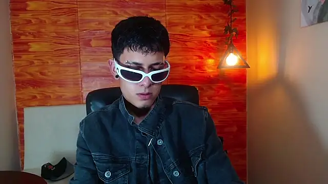 Snapshot of Bastiaan_28 chatting on 03/02/25, 09:08 Bastiaan 28 online show from 03/02/25, 09:08