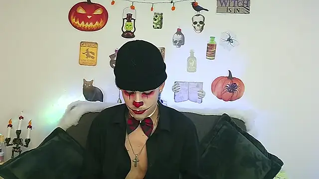 Snapshot of Bastiaan_28 chatting on 10/21/25, 04:56 Bastiaan 28 online show from 10/21/25, 04:56