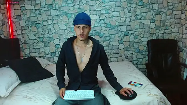 Bastiaan 28 online show from 02/09/26, 09:57