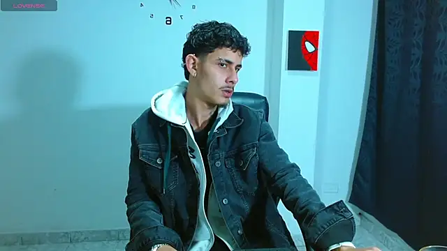 Snapshot of Bastiaan_28 chatting on 09/10/25, 02:21 Bastiaan 28 online show from 09/10/25, 02:21