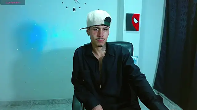 Snapshot of Bastiaan_28 chatting on 10/11/25, 11:28 Bastiaan 28 online show from 10/11/25, 11:28