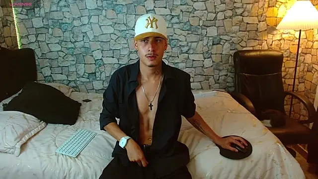 Bastiaan 28 online show from 02/13/26, 09:37